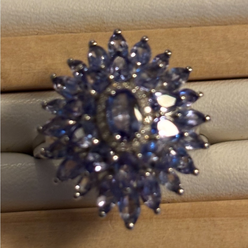 Beautifulful Tanzanite Cocktail Ring Size 9